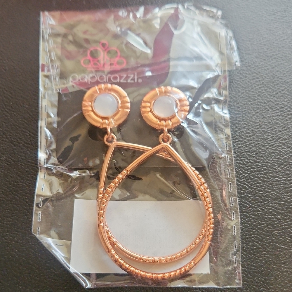 Paparazzi Rose Gold Clip On Earrings NWT